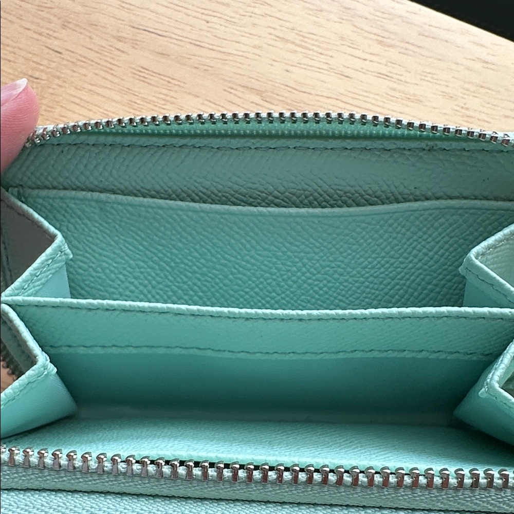 Coach Pastel Green Leather Wallet - Picture 6 of 6
